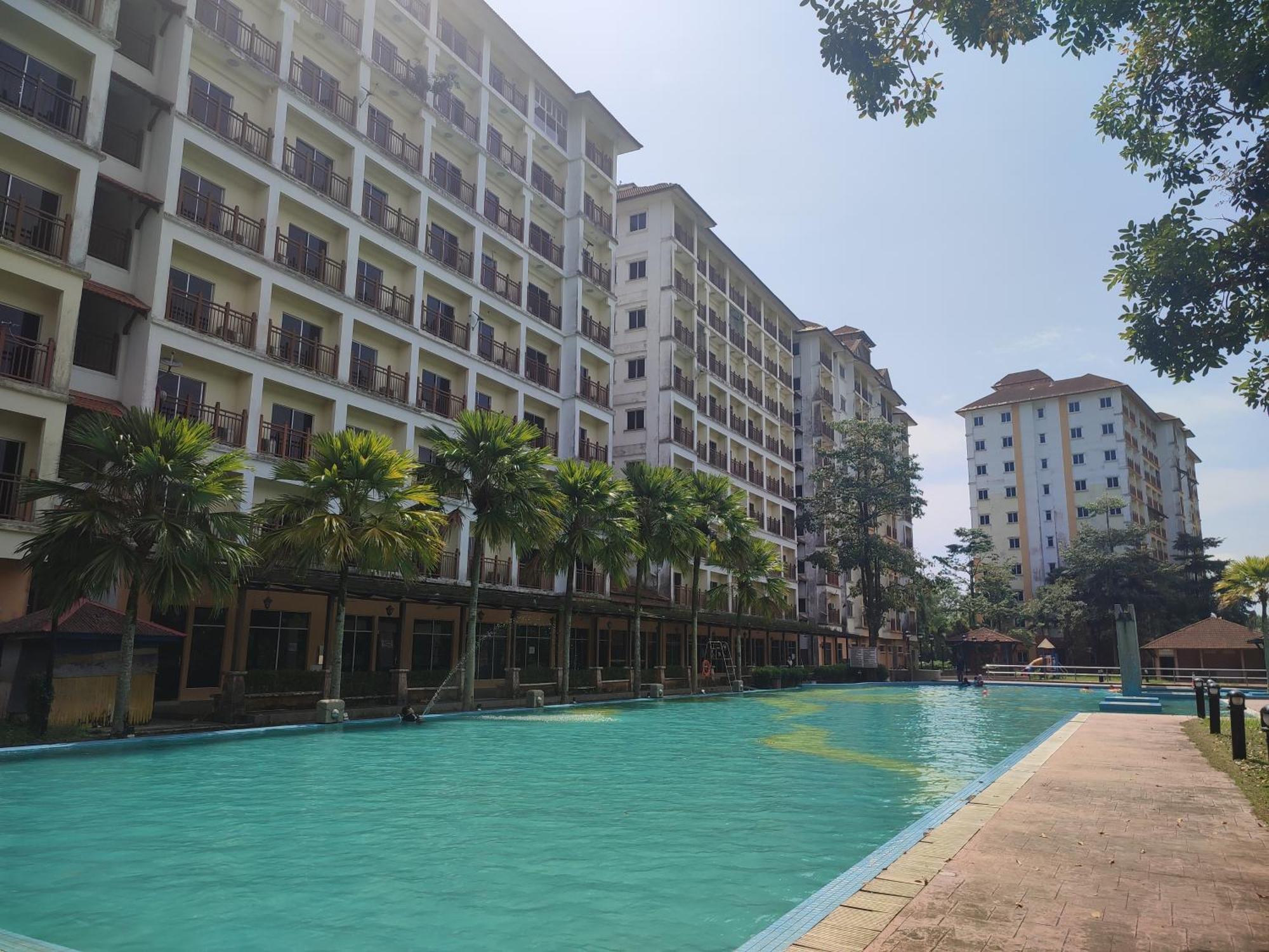 Sofea Inn Bukit Merah - Suria A7733 Kampong Selemat ภายนอก รูปภาพ